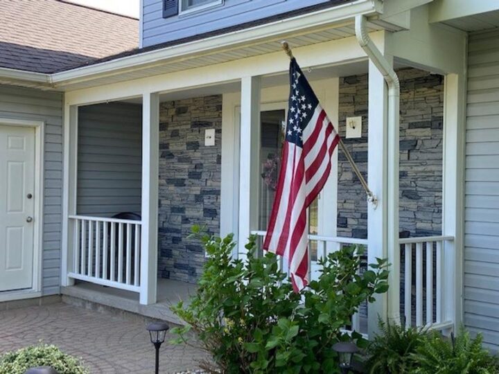 Faux Stone Porch Walls Design