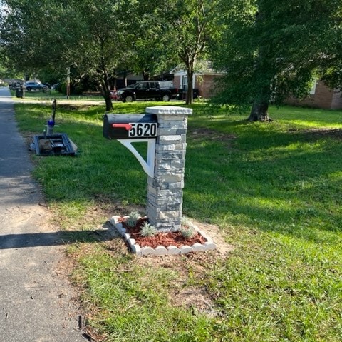 Vince’s Faux Stone Mailbox Pillar